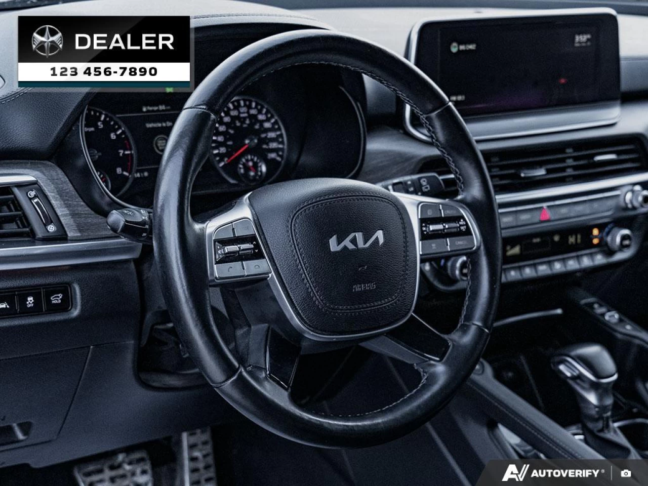 2022 Kia Telluride SX Main Image