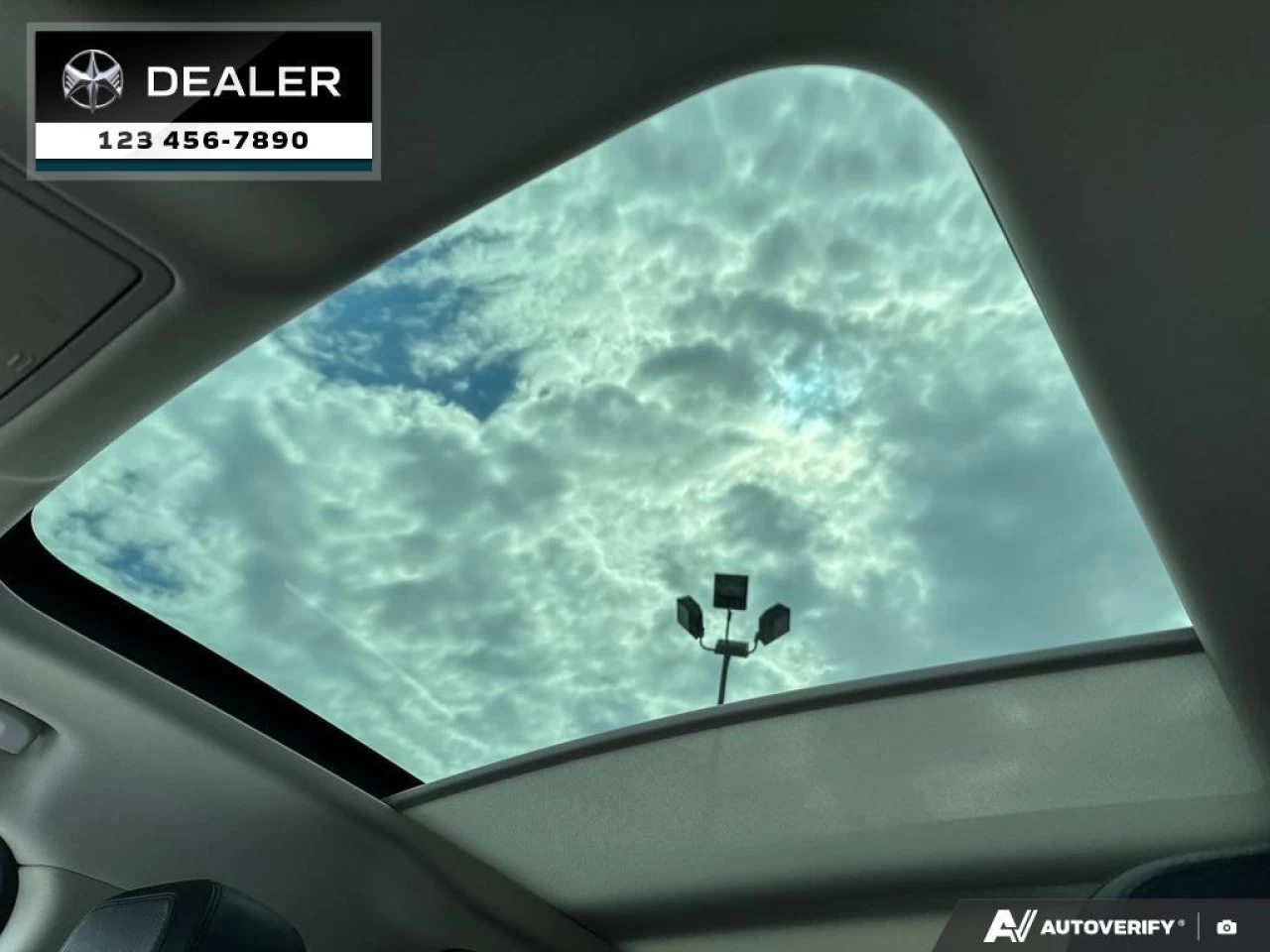 2023 Jaguar F-Pace P250 R-Dynamic S Main Image