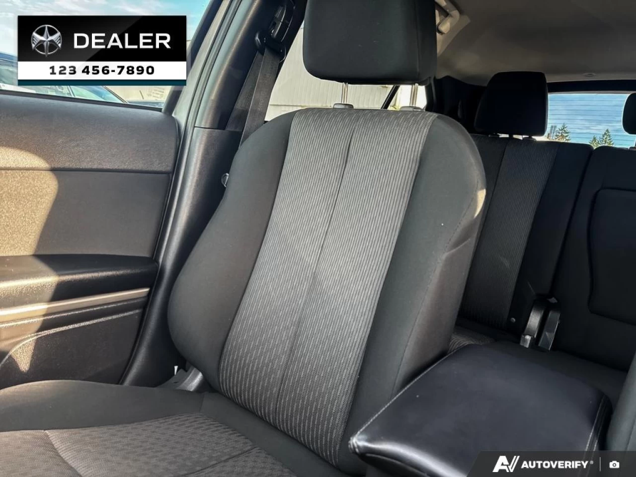 2022 Mitsubishi Eclipse Cross ES Main Image