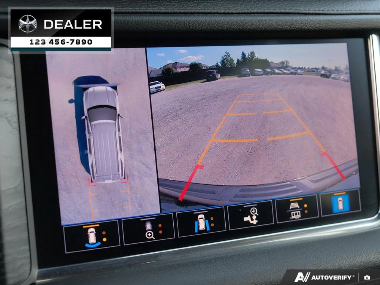 2021 GMC Yukon Denali Main Image