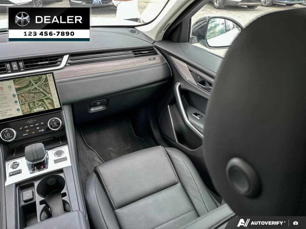 2023 Jaguar F-Pace P250 S Image principale