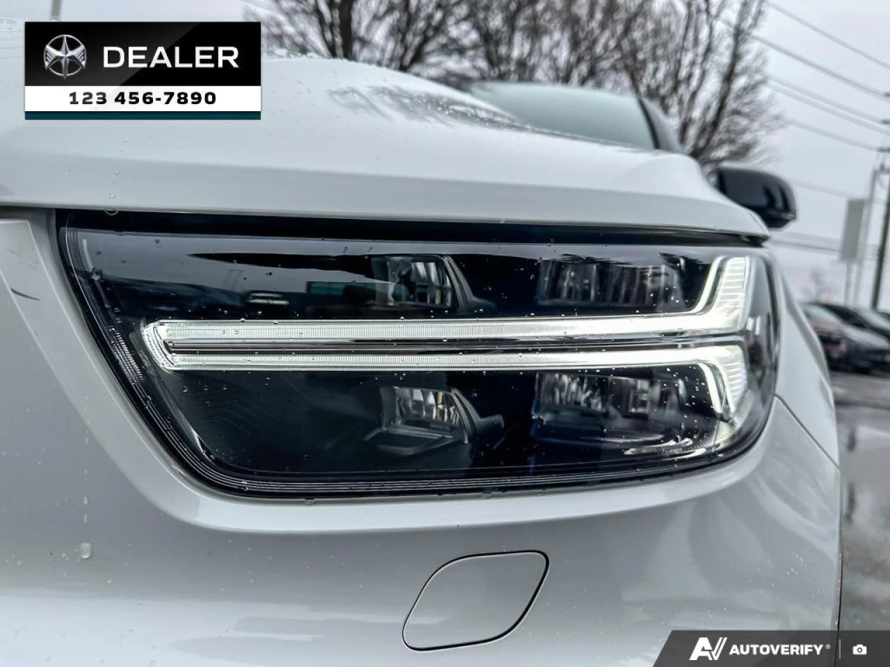 2022 Volvo XC40 T5 R-Design Image principale