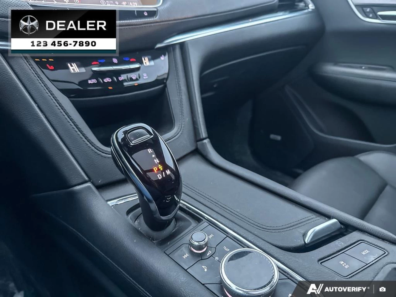 2022 Cadillac XT6 Luxury Image principale