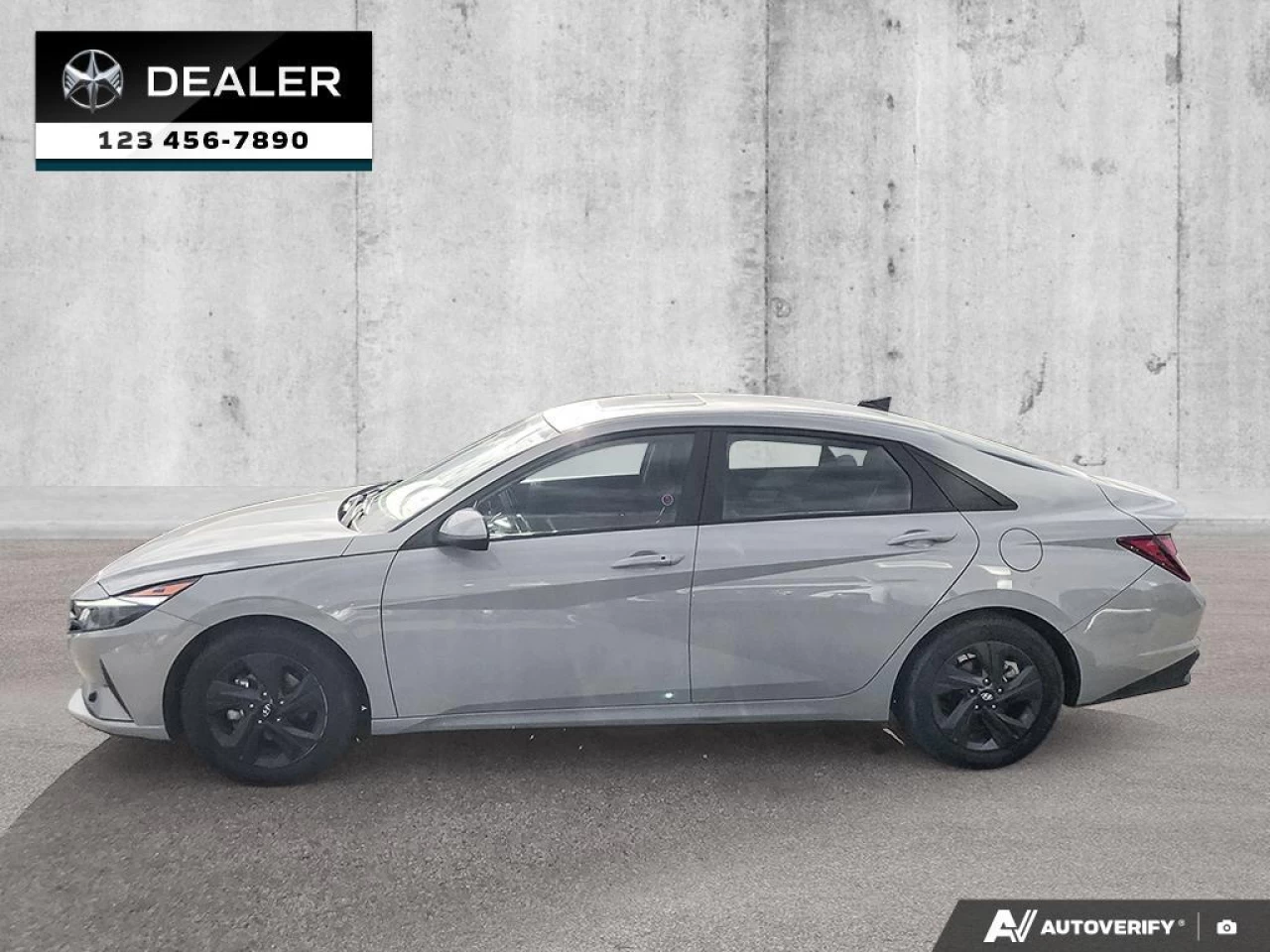 2022 Hyundai Elantra Preferred Image principale