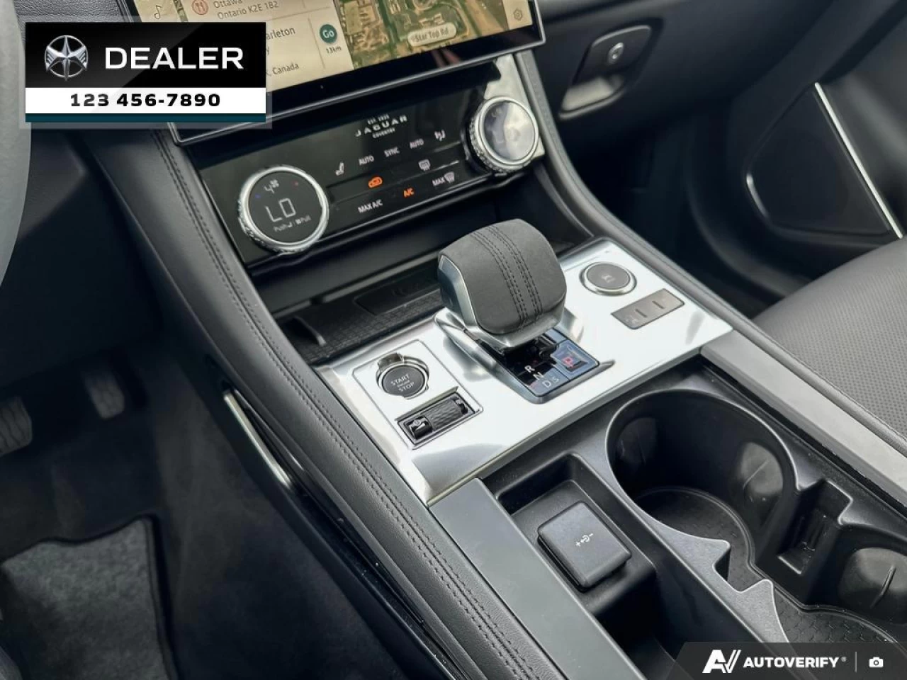 2023 Jaguar F-Pace P250 S Image principale