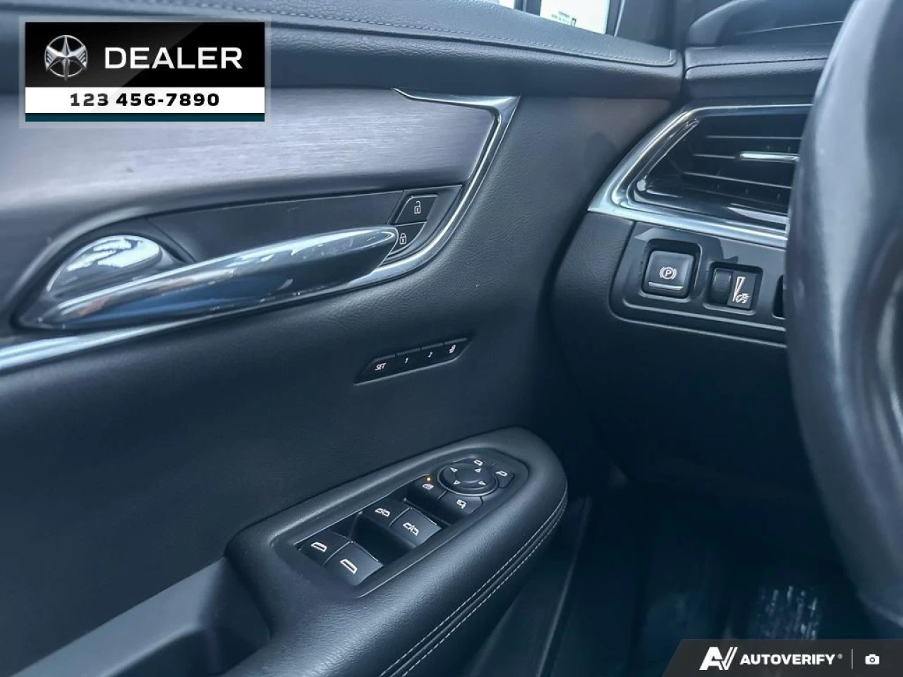 2022 Cadillac XT6 Luxury Image principale