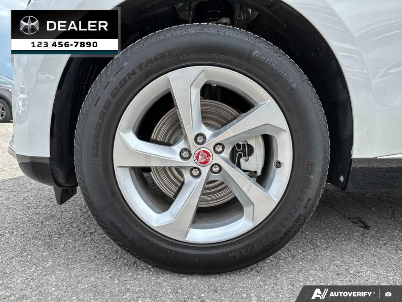 2023 Jaguar F-Pace P250 R-Dynamic S Image principale