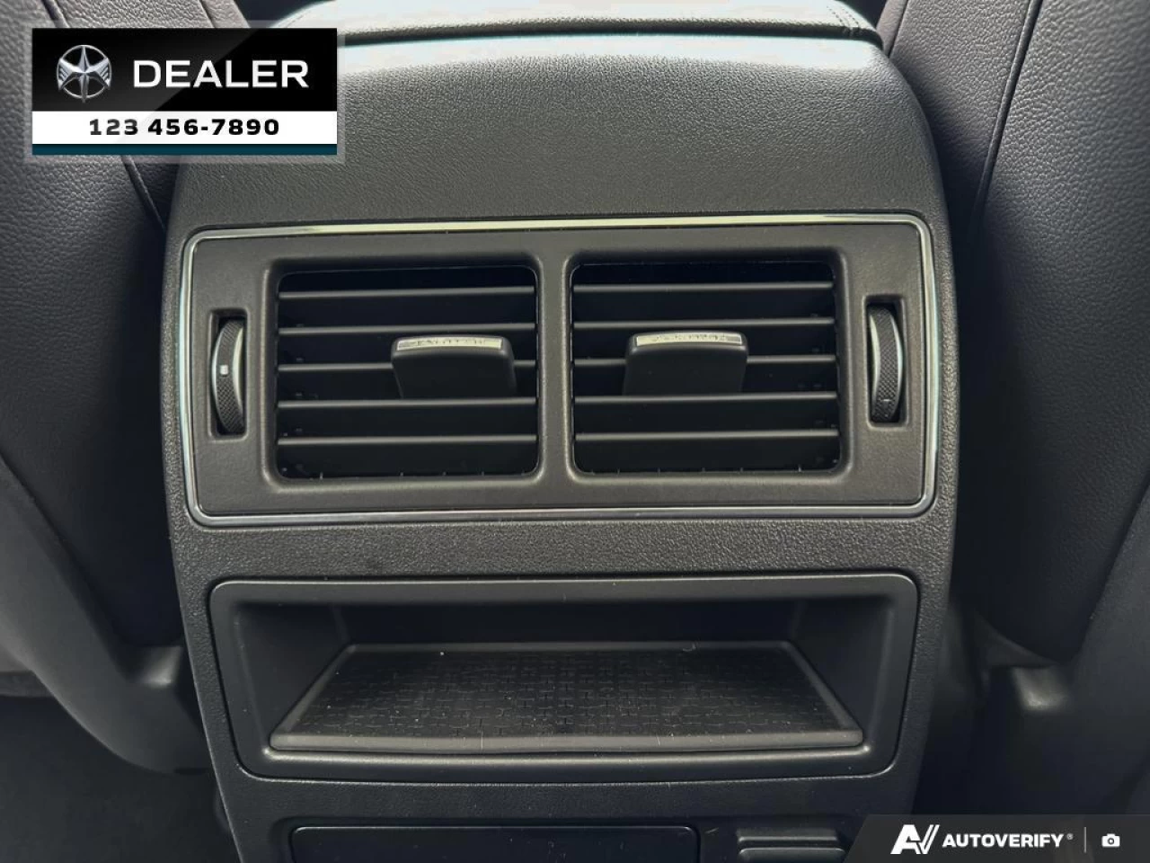 2023 Jaguar F-Pace P250 S Image principale